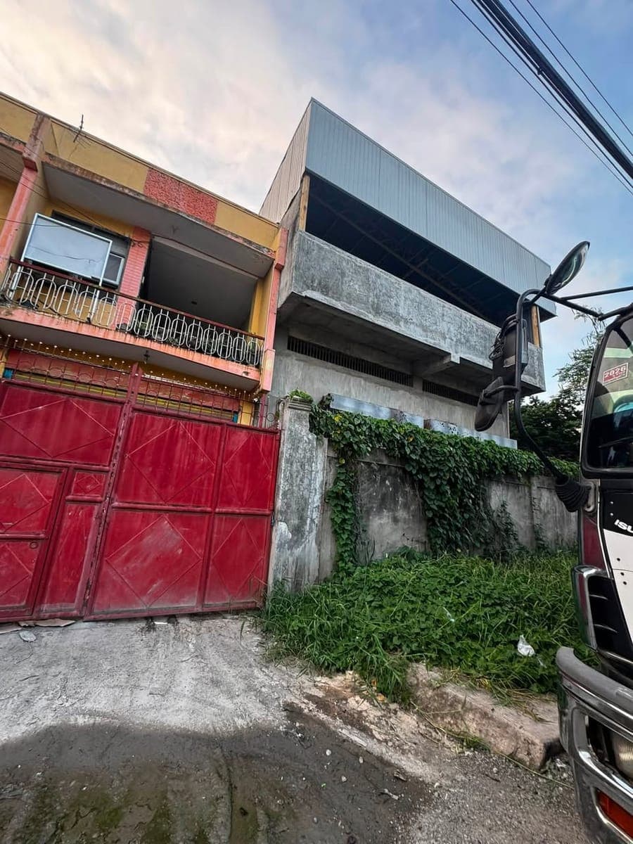 For Rent - photo 1