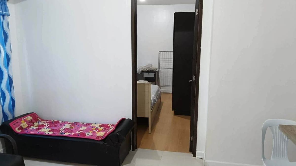 🏙️ For Rent  ▶️Belton plAce🌇Makati City - photo 2