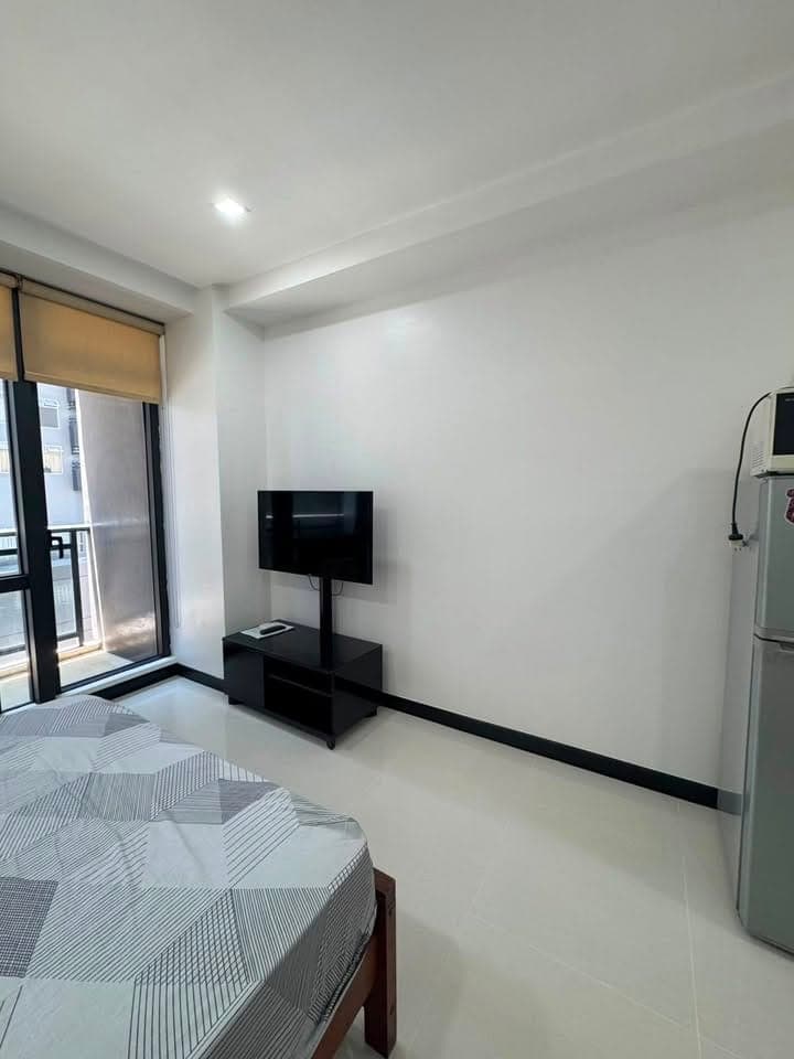 ✅Condo for Rent 💰 25,000  🛏️ Studio Type - photo 4
