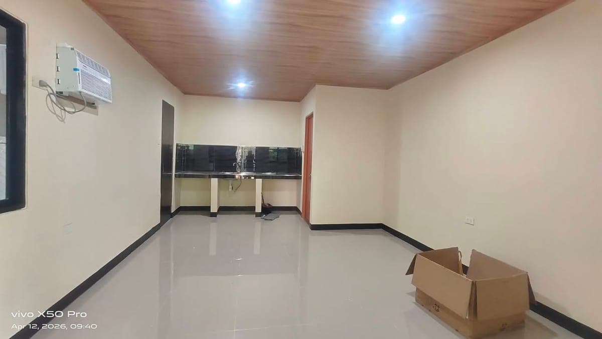 1 unit available - photo 4