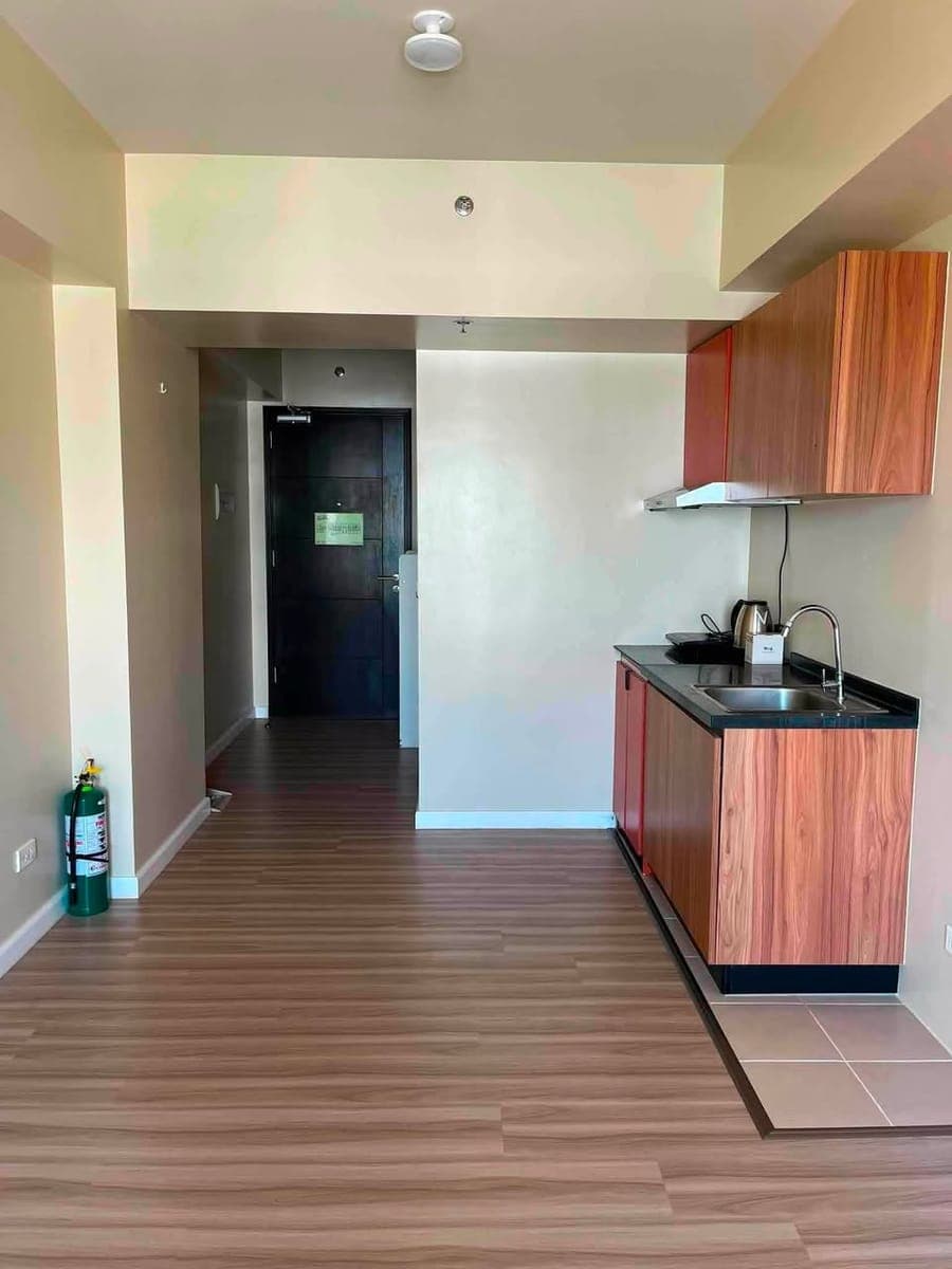 ✅Condo for Rent 💰 18,000  🛏️ Studio type - photo 4