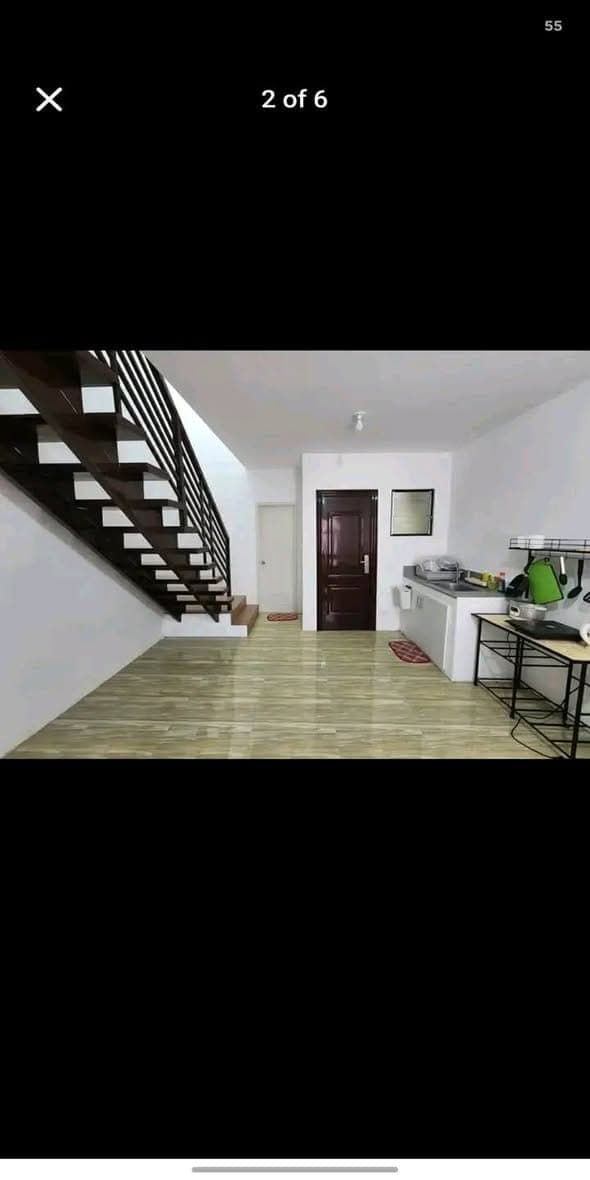 2 storey townhouse rent 3 room's safe area guarded no baha. Open garahe. - photo 3