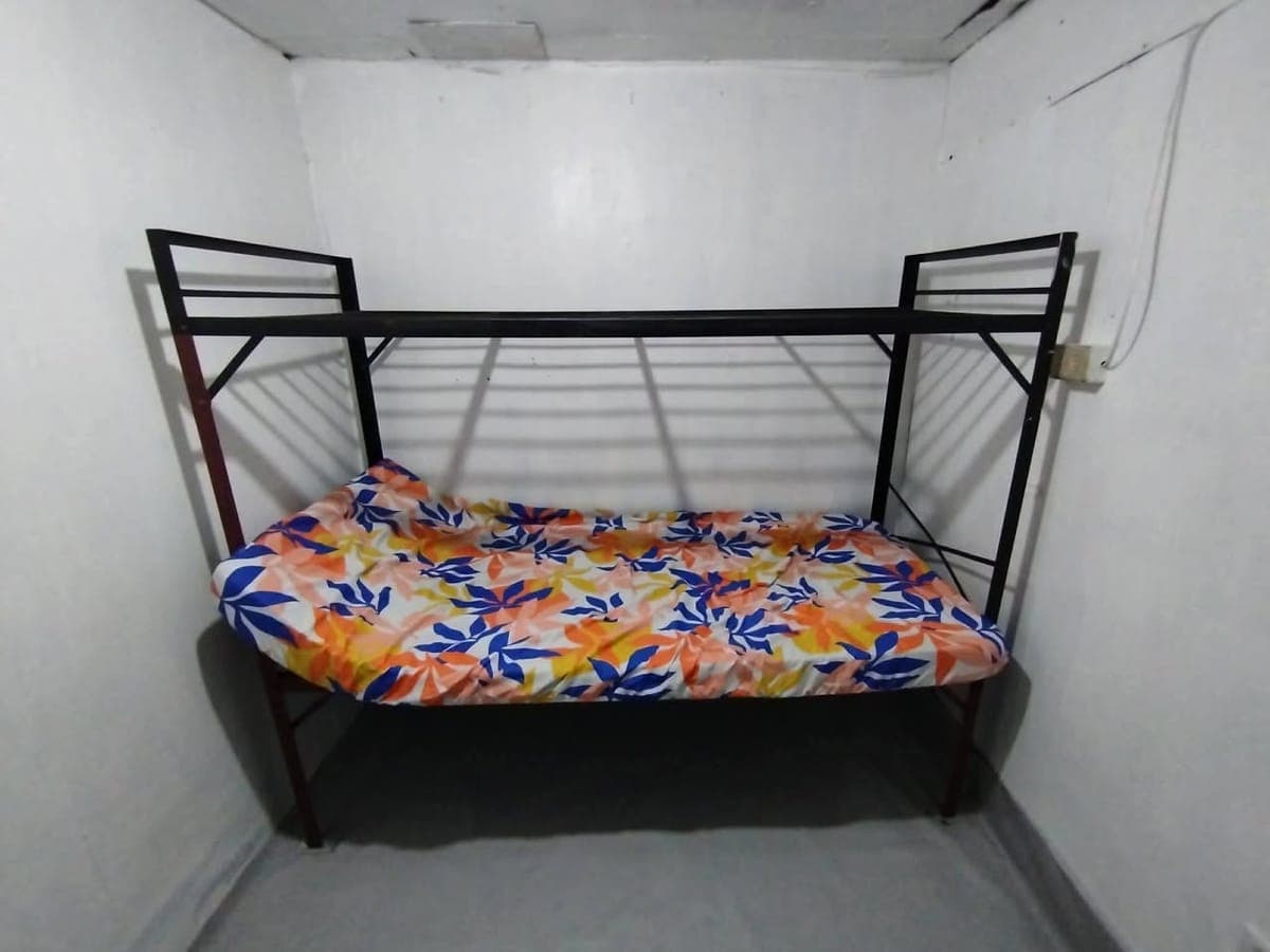 Room for Rent - photo 1