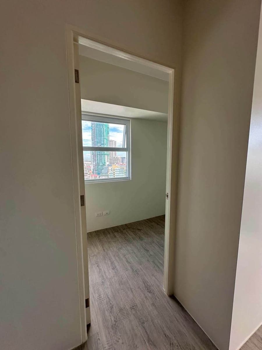 FOR RENT – BARE 1 BEDROOM CONDO UNIT 🏡‼️ - photo 3