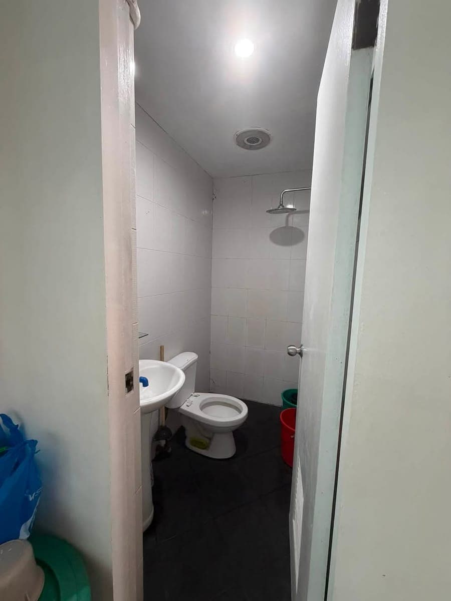 For Rent Condo Unit 2bR 19k monthly - photo 2