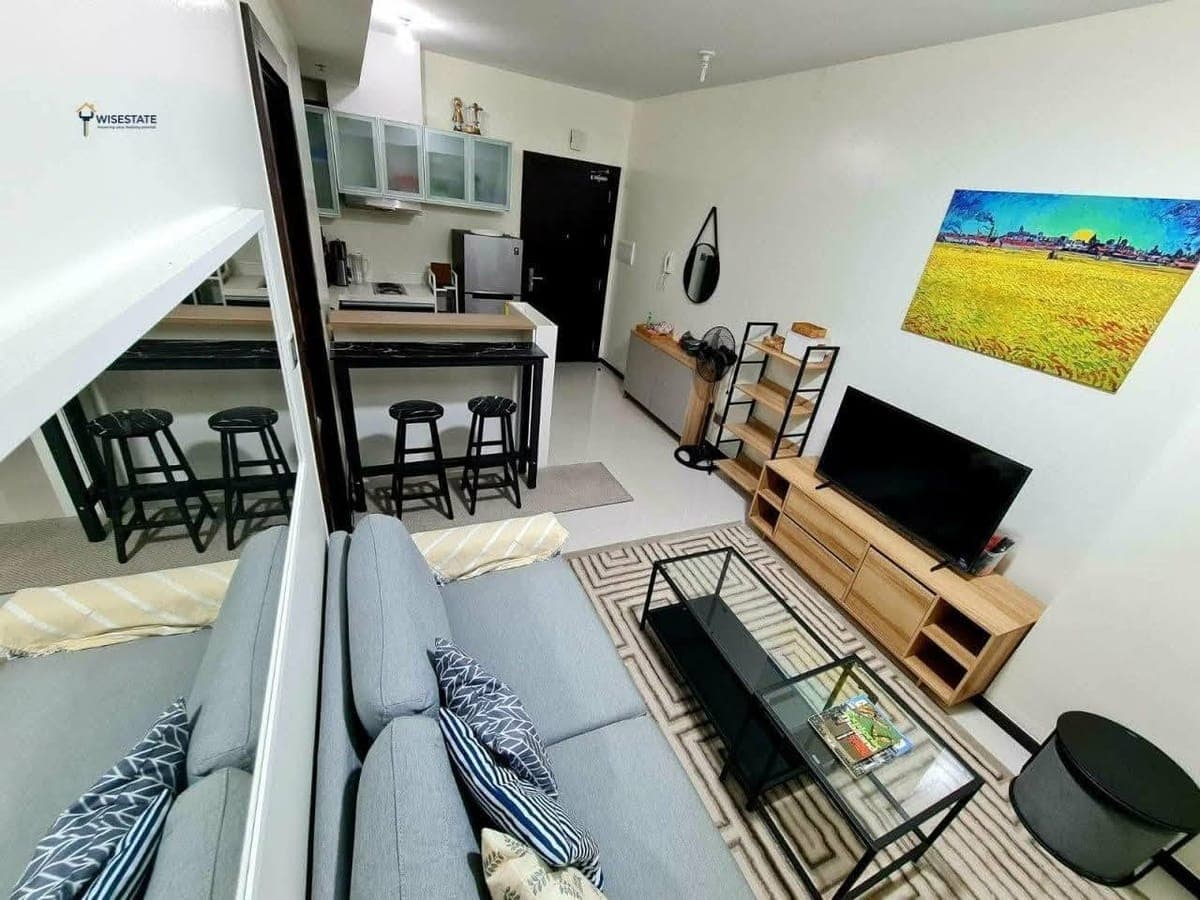 𝐅𝐎𝐑 𝐑𝐄𝐍𝐓 One Bedroom Condo Unit with Balcony in BGC Taguig at Trion Towers. - photo 2
