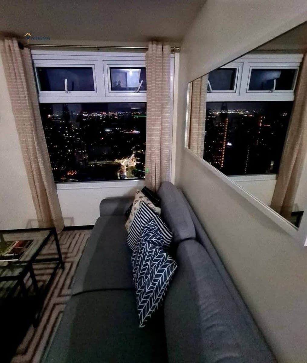 𝐅𝐎𝐑 𝐑𝐄𝐍𝐓 One Bedroom Condo Unit with Balcony in BGC Taguig at Trion Towers. - photo 3