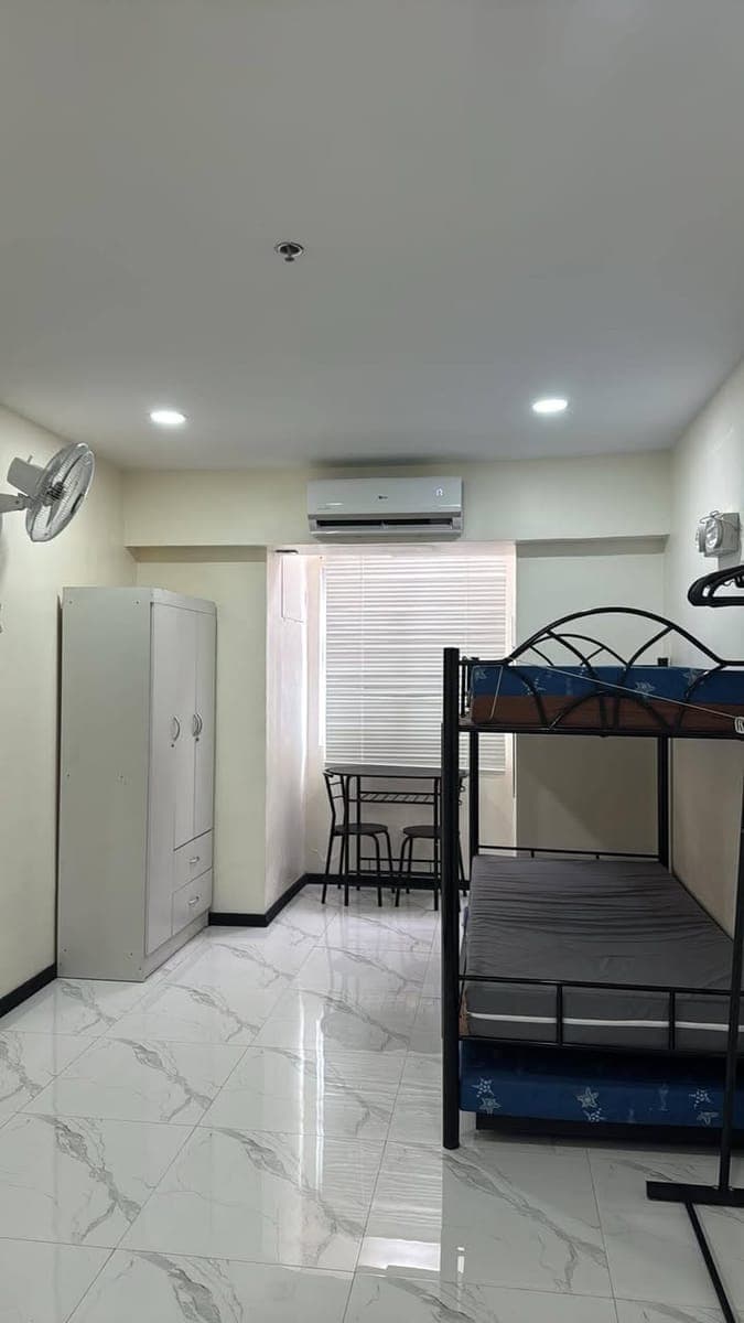 FOR RENT: STUDIO TYPE(Victoria De manila Tower2) - photo 2