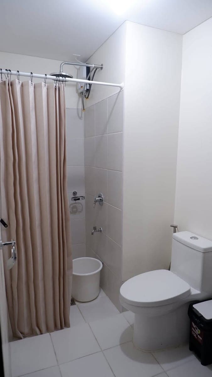**Looking for our FIRST tenant!** - photo 4