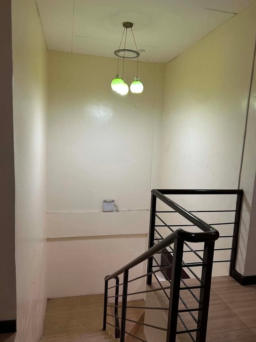 🏡𝗧𝗼𝘄𝗻𝗵𝗼𝘂𝘀𝗲 𝗳𝗼𝗿 𝗥𝗲𝗻𝘁  🏡(𝗨𝗡𝗙𝗨𝗥𝗡𝗜𝗦𝗛𝗘𝗗) - photo 4