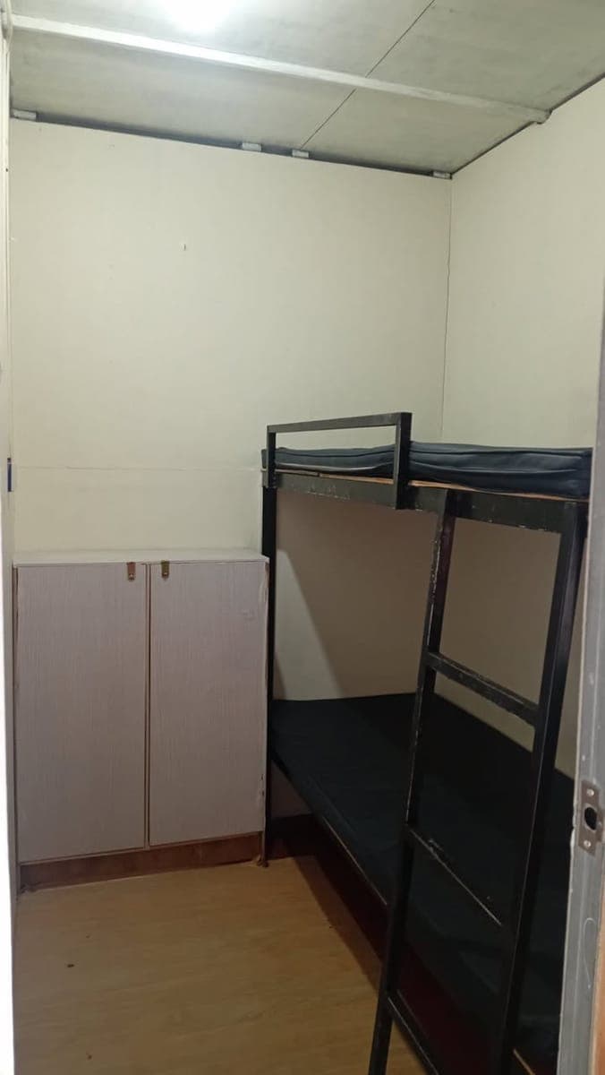 BEDSPACE FOR GIRLS - photo 3