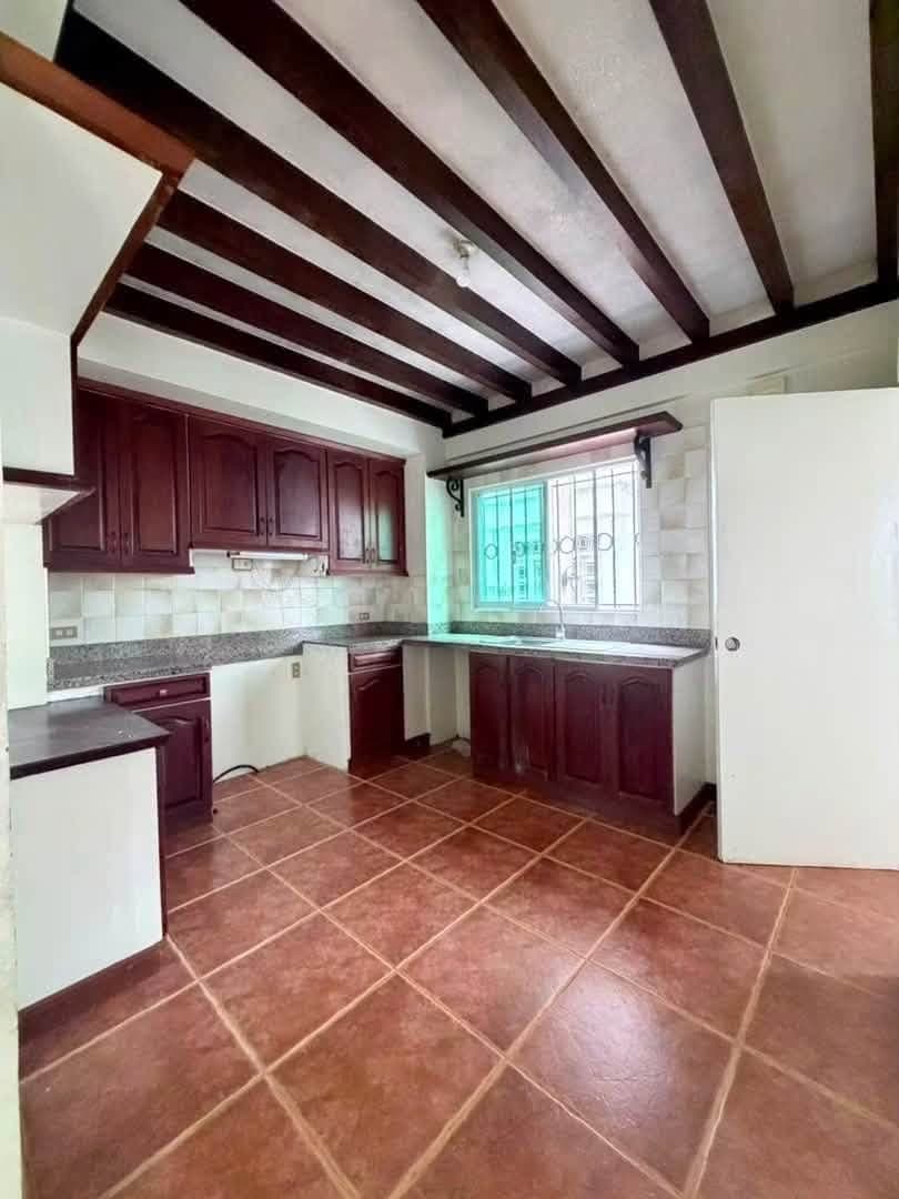 🏷️ FOR RENT | ₱65,000/month - photo 4