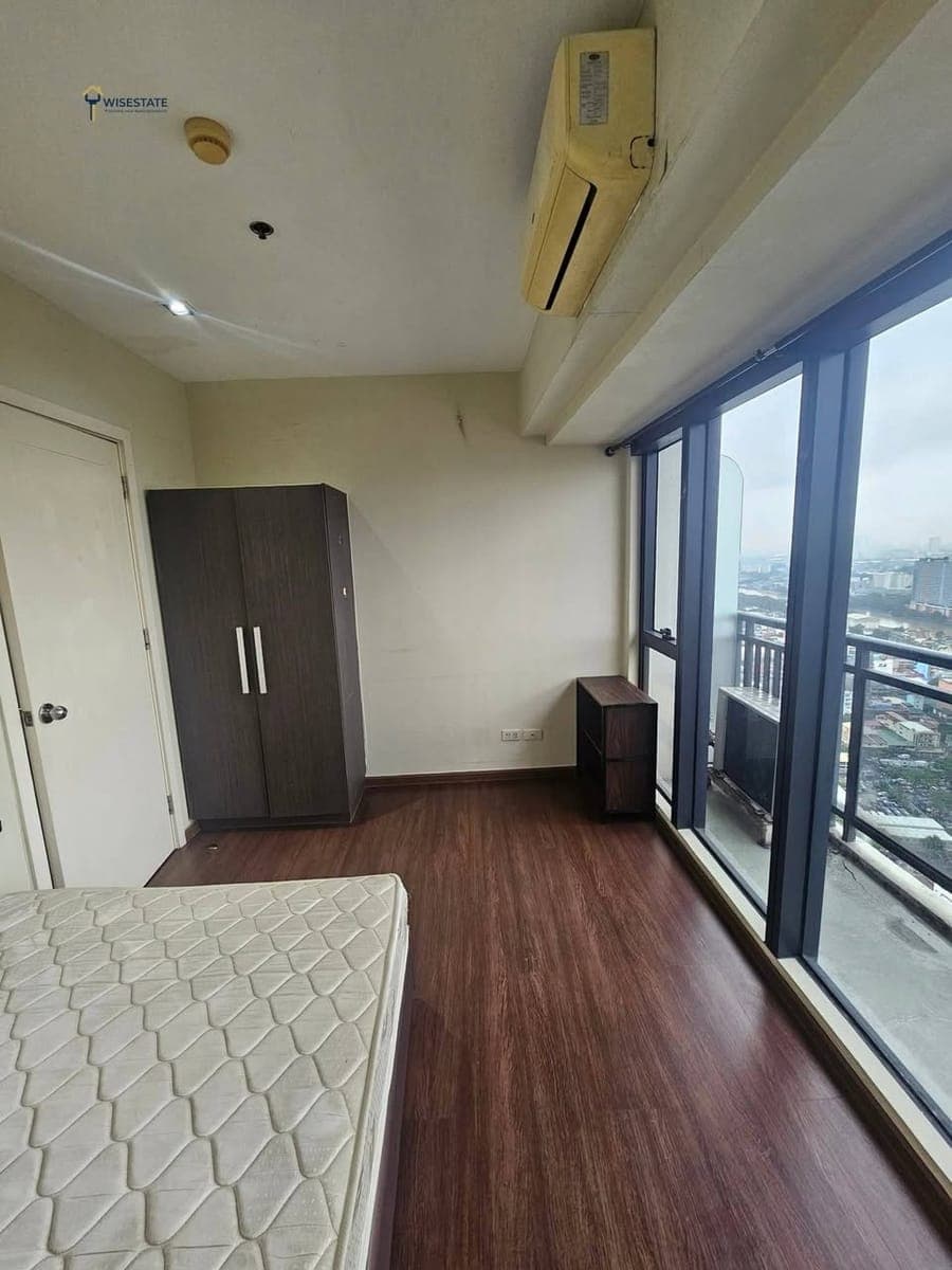 𝐅𝐎𝐑 𝐑𝐄𝐍𝐓 One Bedroom with balcony Condo Unit in KNIGHTSBRIDGE RESIDENCES - photo 4
