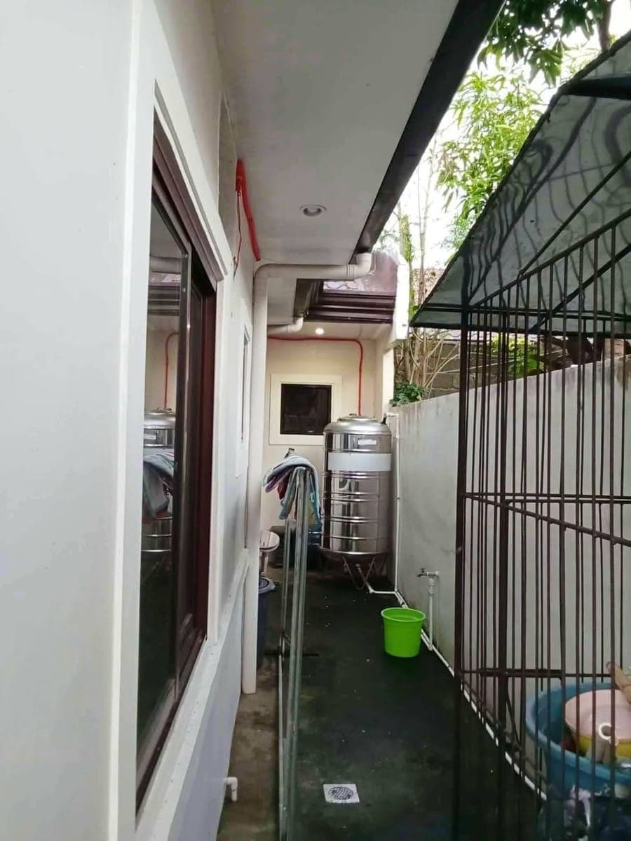 🍁 FULLY FENCED HOUSE — LONG TERM RENTAL 🍁 - photo 2