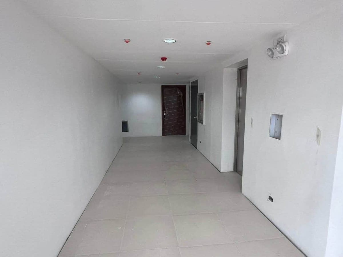 🏙️For Rent  ▶️  The courtyard by crown asia - photo 2