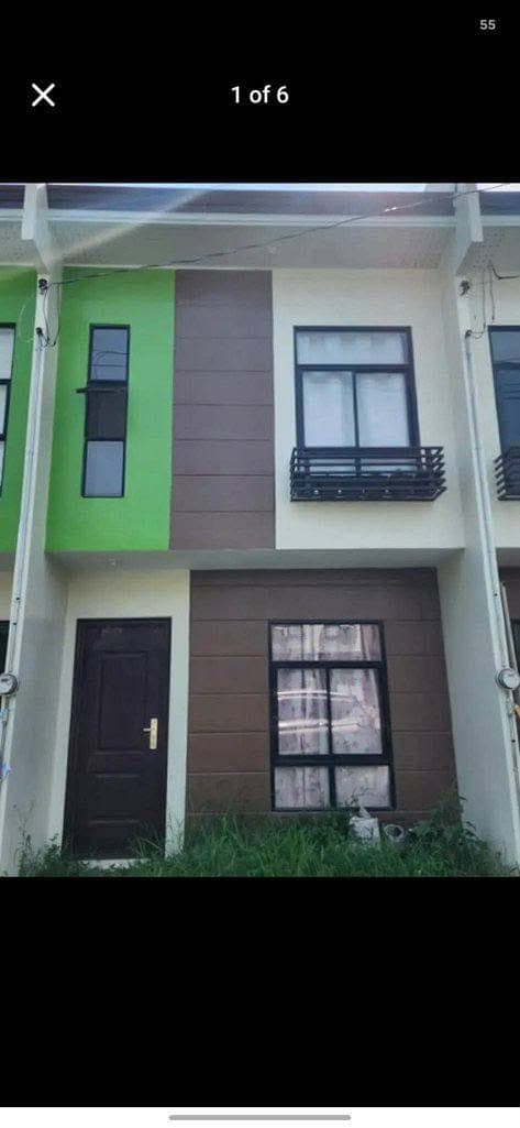 2 storey townhouse rent bare unit 3 room's, open garage safe area guarded no baha. - photo 1