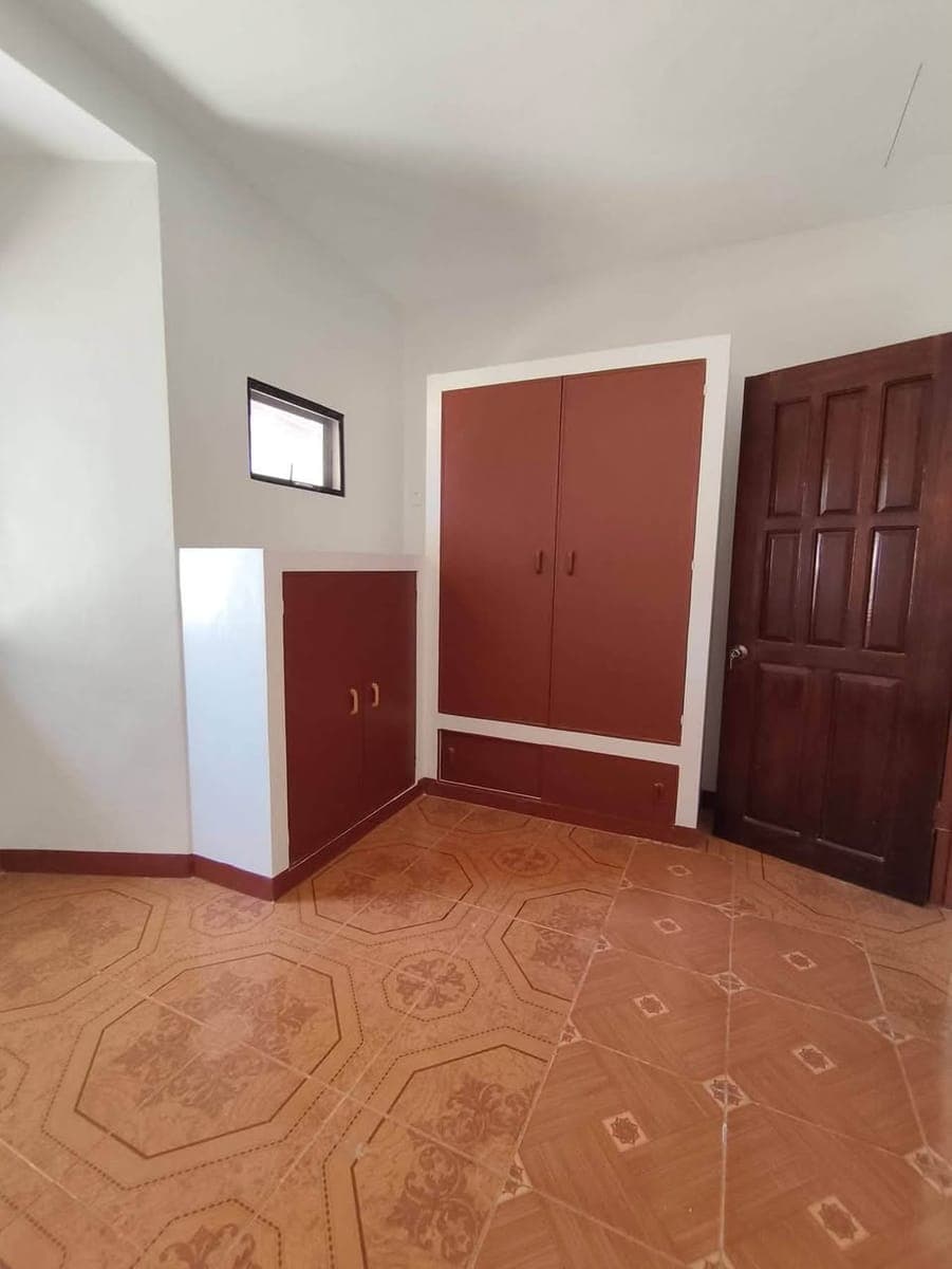 HOUSE FOR RENT ‼️ BARE UNIT ‼️ - photo 4