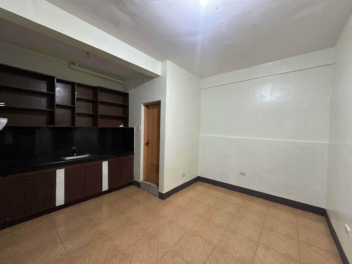 APARTMENT FOR RENT-₱8,000 monthly - photo 1