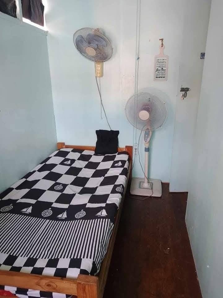 ROOM/BEDSPACE FOR RENT - photo 1