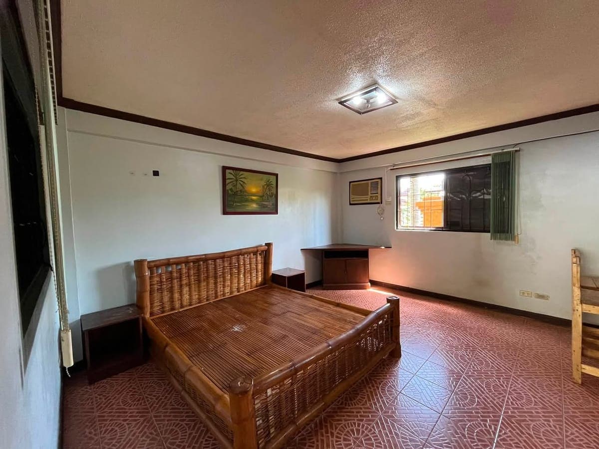 STUDIO APARTMENT FOR RENT - photo 1