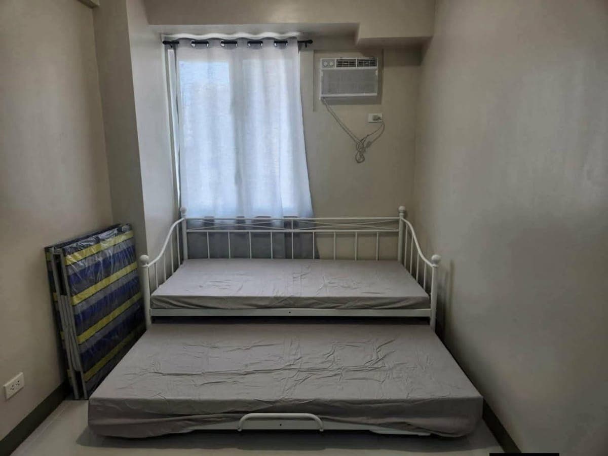Studio Condo Unit For Rent - photo 3