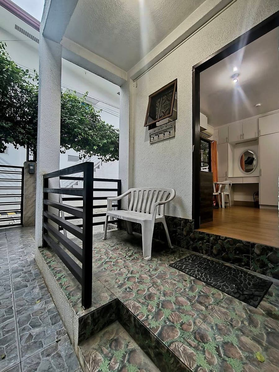FOR RENT | Fully Furnished Studio Apartment - photo 1
