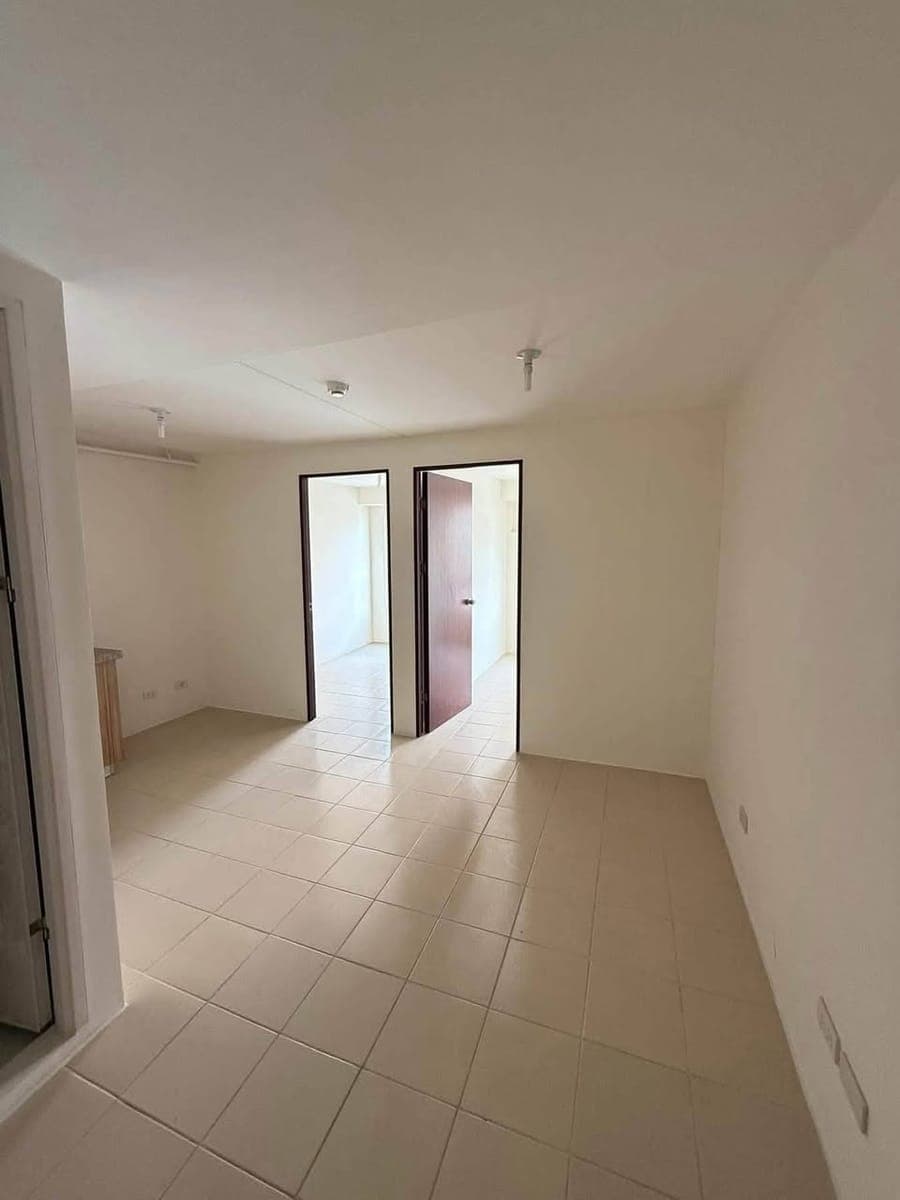 2BR condo unit ready for Occupancy - photo 4
