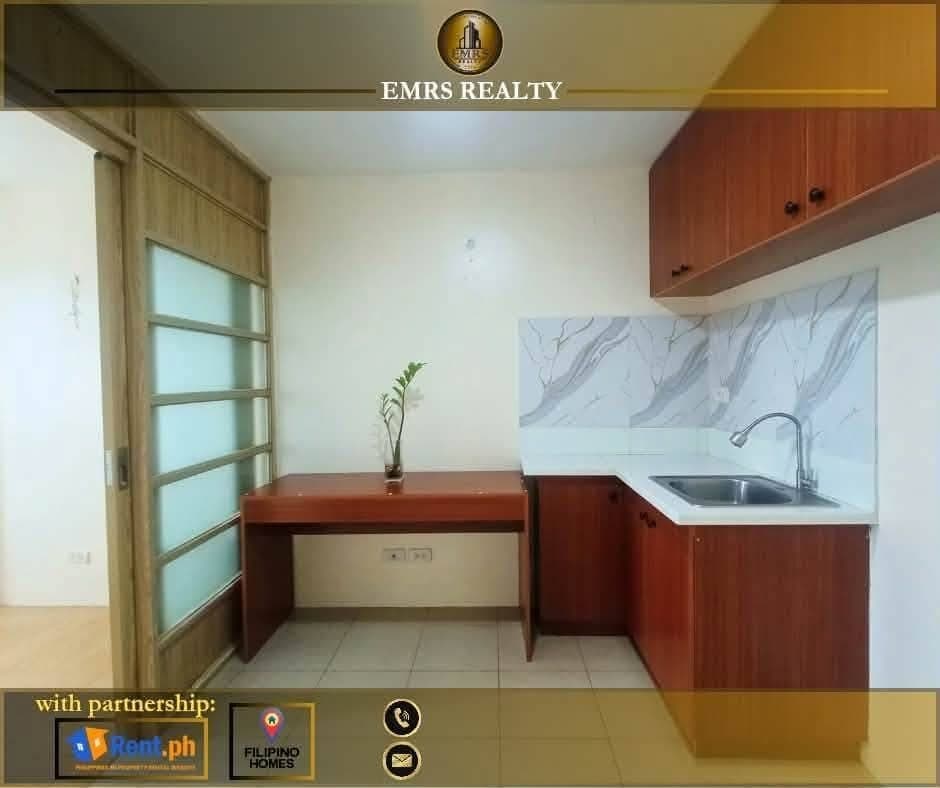 CONDO FOR RENT - photo 2