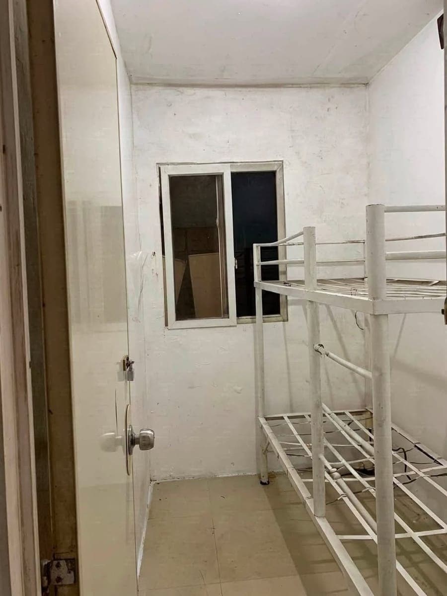 ‎Room for Rent (Female) - photo 1