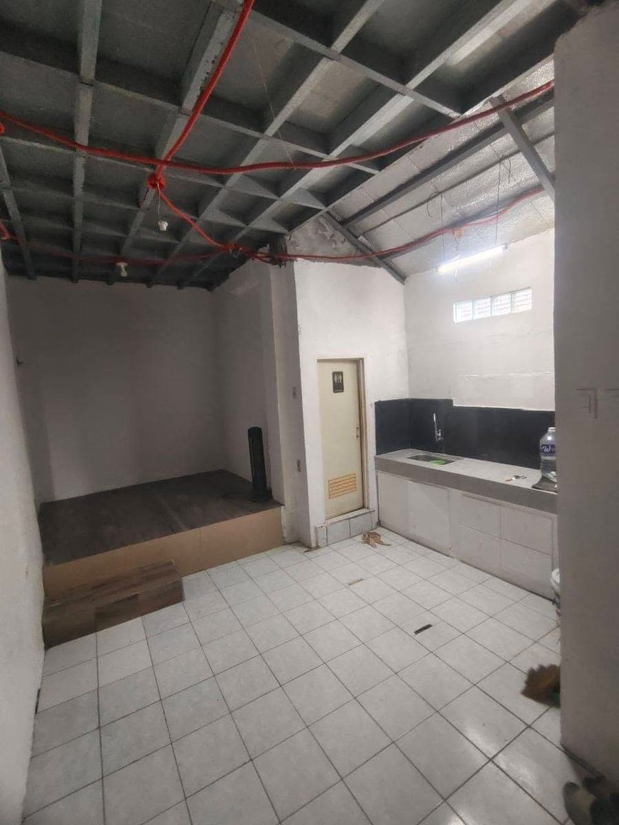 🏡🔥 ₱19K LANG! PET-FRIENDLY HOUSE FOR RENT NEAR UE CALOOCAN! 🐶🐱❤️ - photo 4
