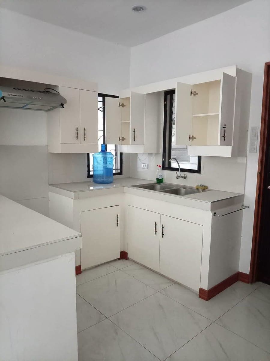 3-BEDROOM HOUSE FOR RENT‼️🍒NOVA TIERRA, LANANG - photo 2