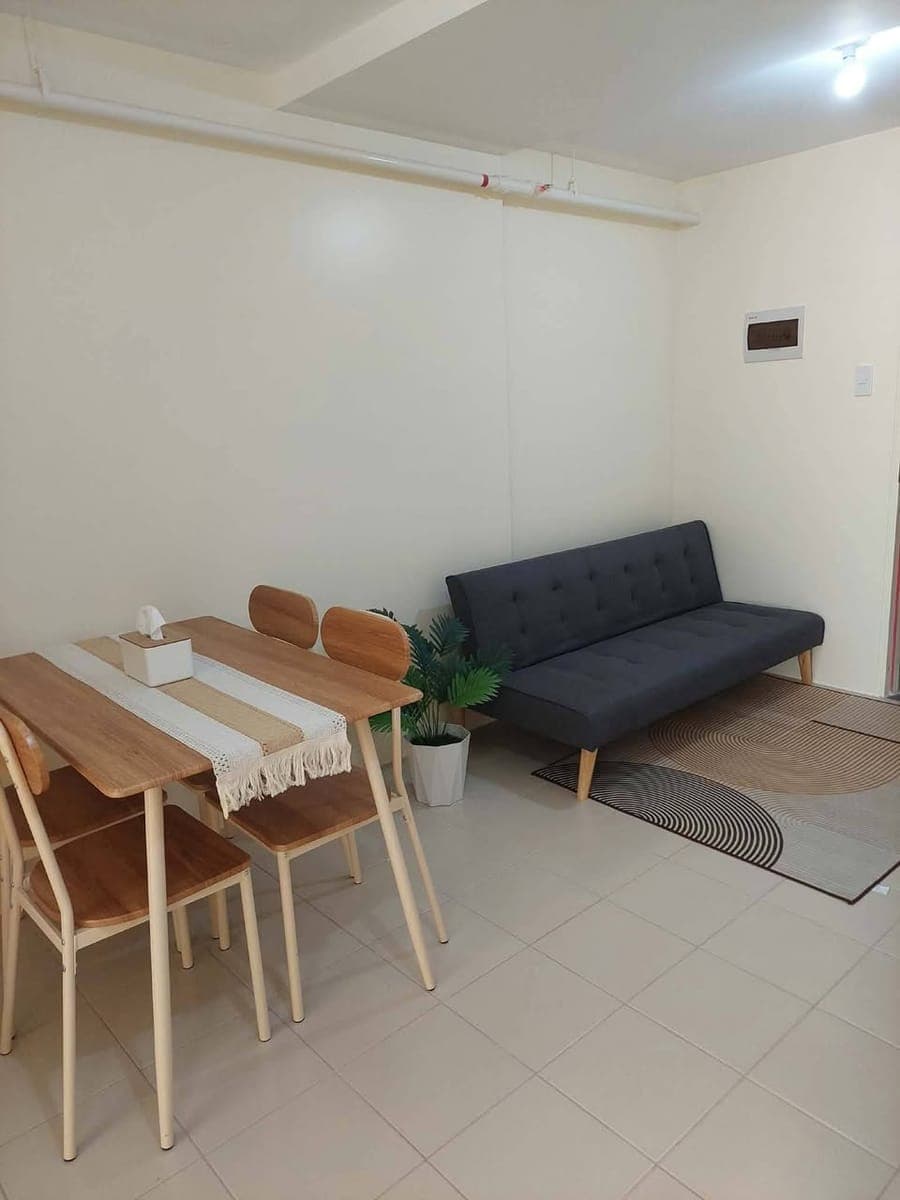 Condo unit FOR RENT 2BR 30.60sqm - photo 1
