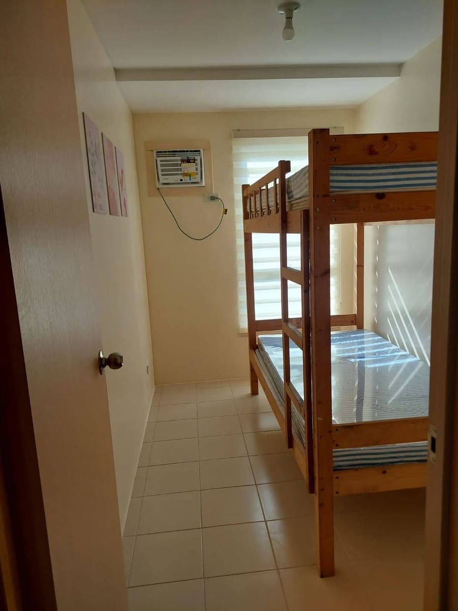 Condo unit FOR RENT 2BR 30.60sqm - photo 2