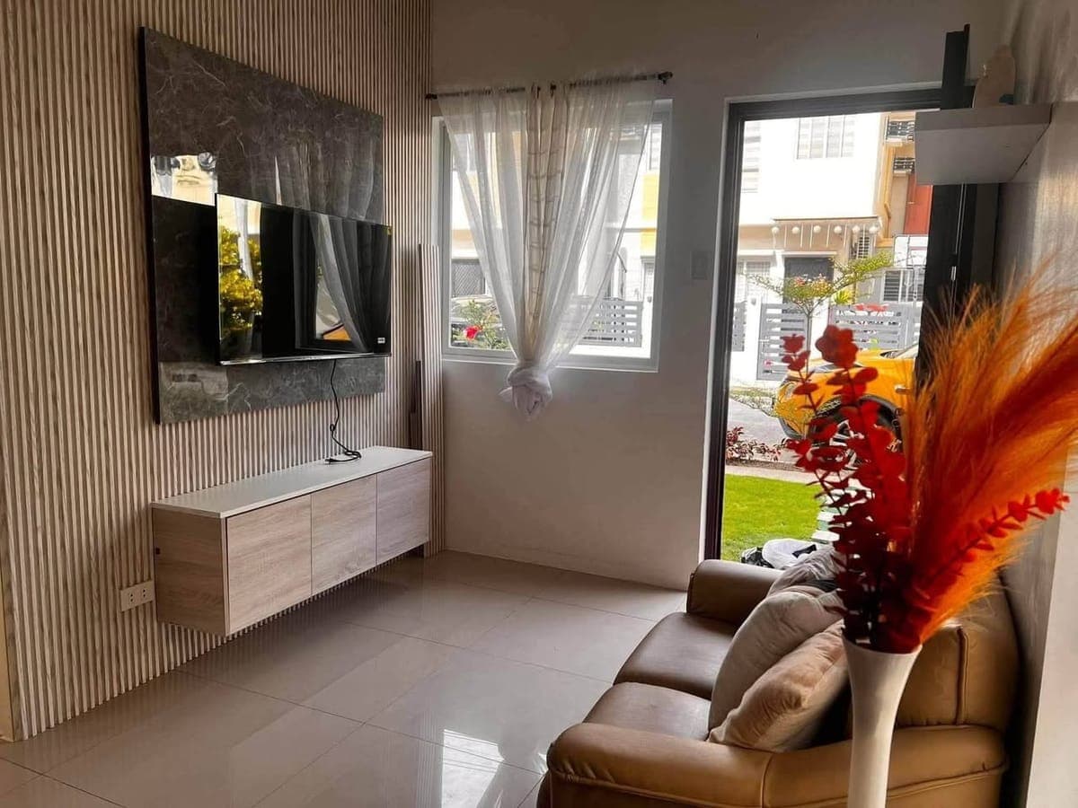 🏡 FOR RENT | Spacious 4-Bedroom House in Diamond Heights Subdivision, Davao City - photo 1
