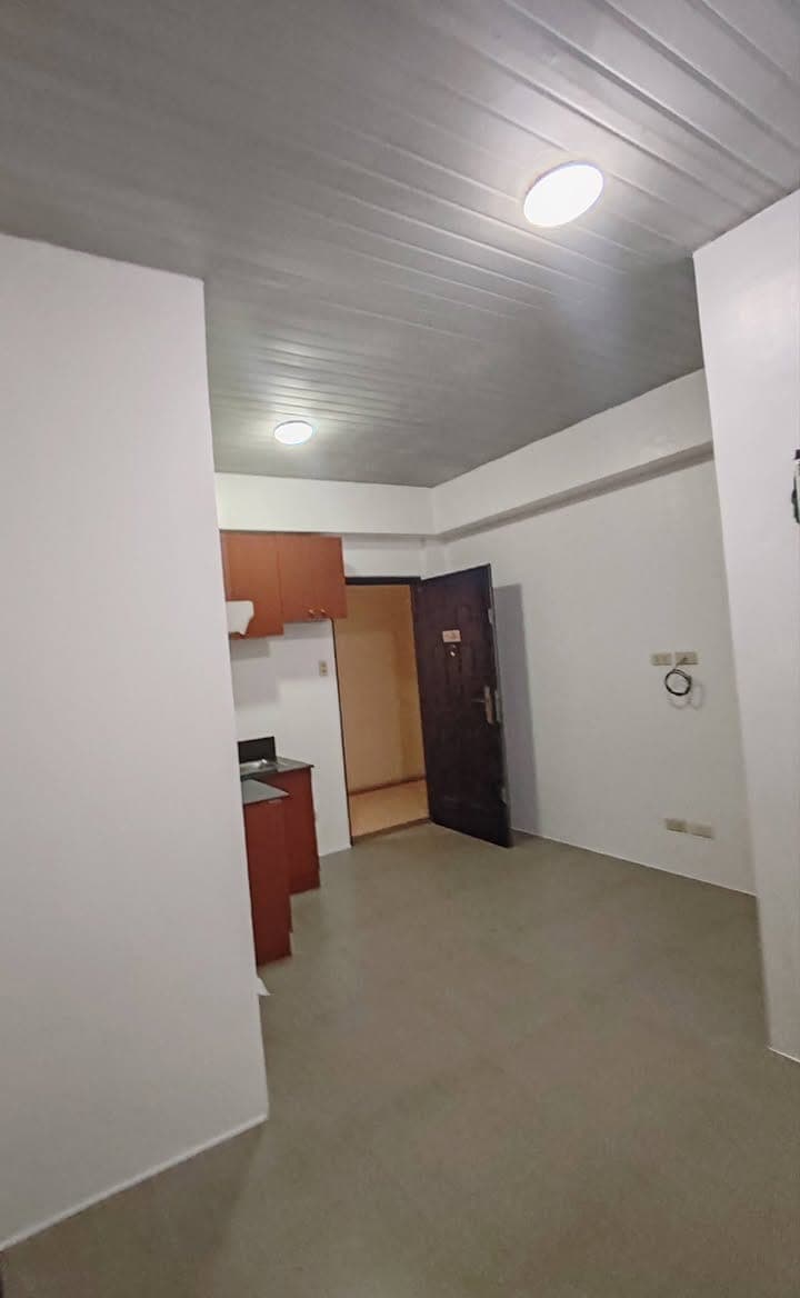 NEWLY RENOVATED UNIT🏡 in Manila ₱12,000/month - photo 3