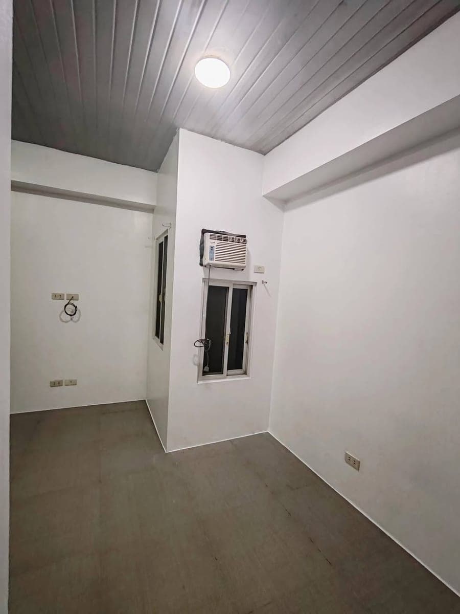 NEWLY RENOVATED UNIT🏡 in Manila ₱12,000/month - photo 4