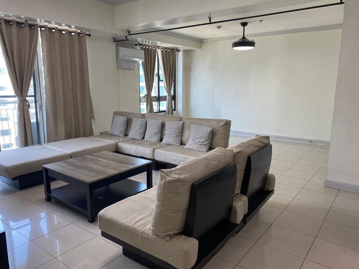 Fully Furnished 3 Bedroom Condo Unit For Rent - 14th Floor Crystal Tower at Bay Garden Club and Residences - photo 4