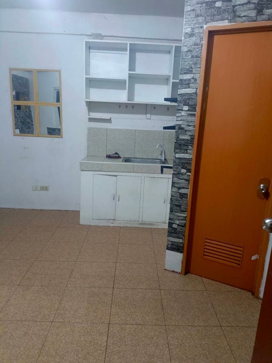 Room For Rent - photo 3