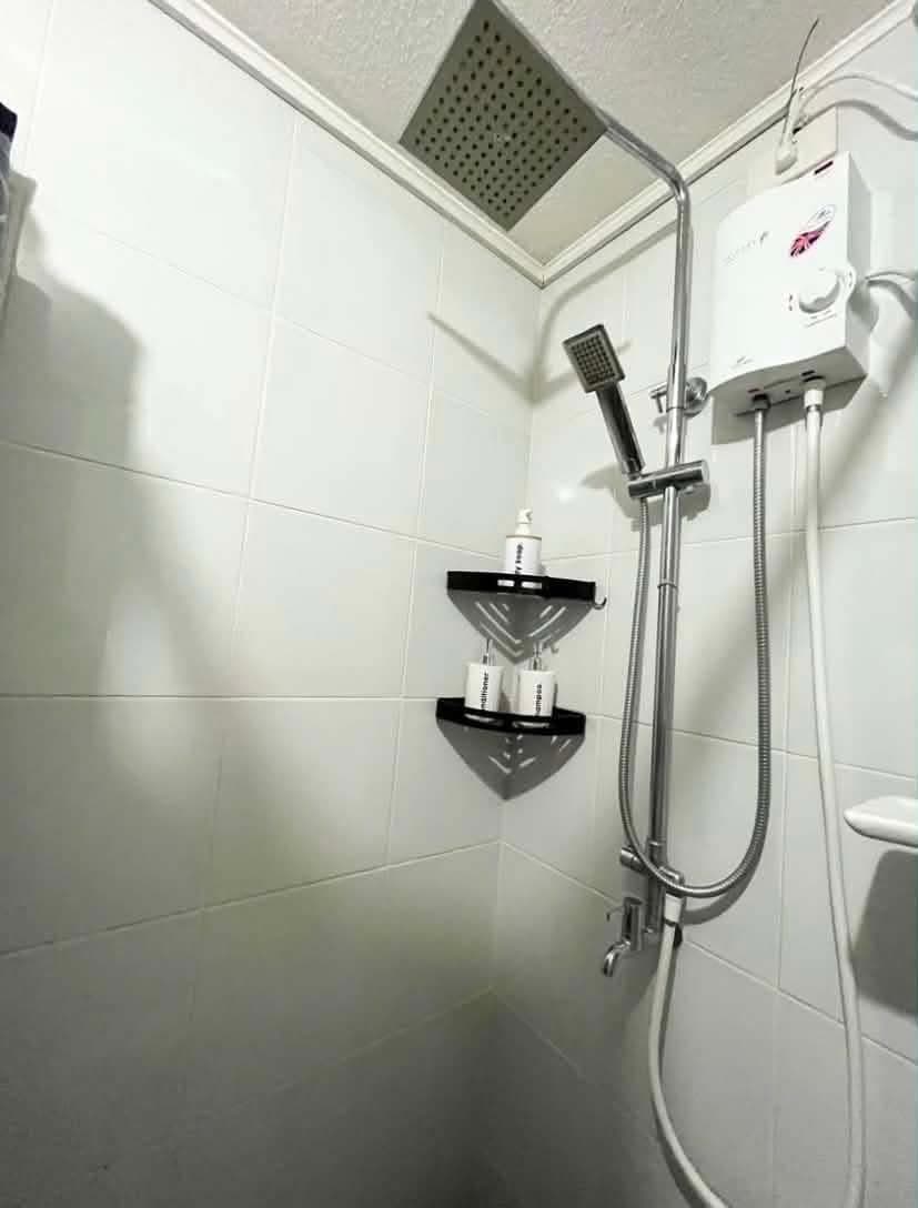 Two Bedroom Condo Unit in One Oasis For Rent❗❗ - photo 4