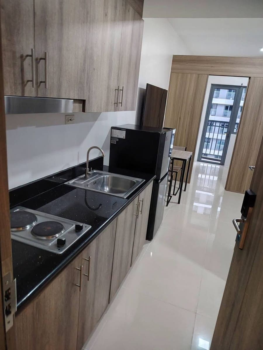 🏠 SMDC FAME RESIDENCES – FOR LEASE - photo 1