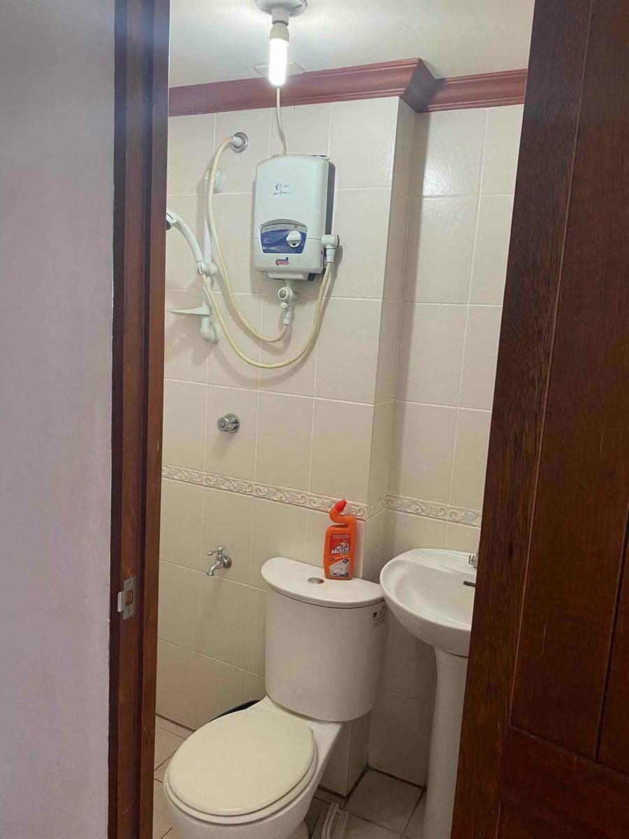 🏡 CONDO UNIT FOR RENT - photo 3