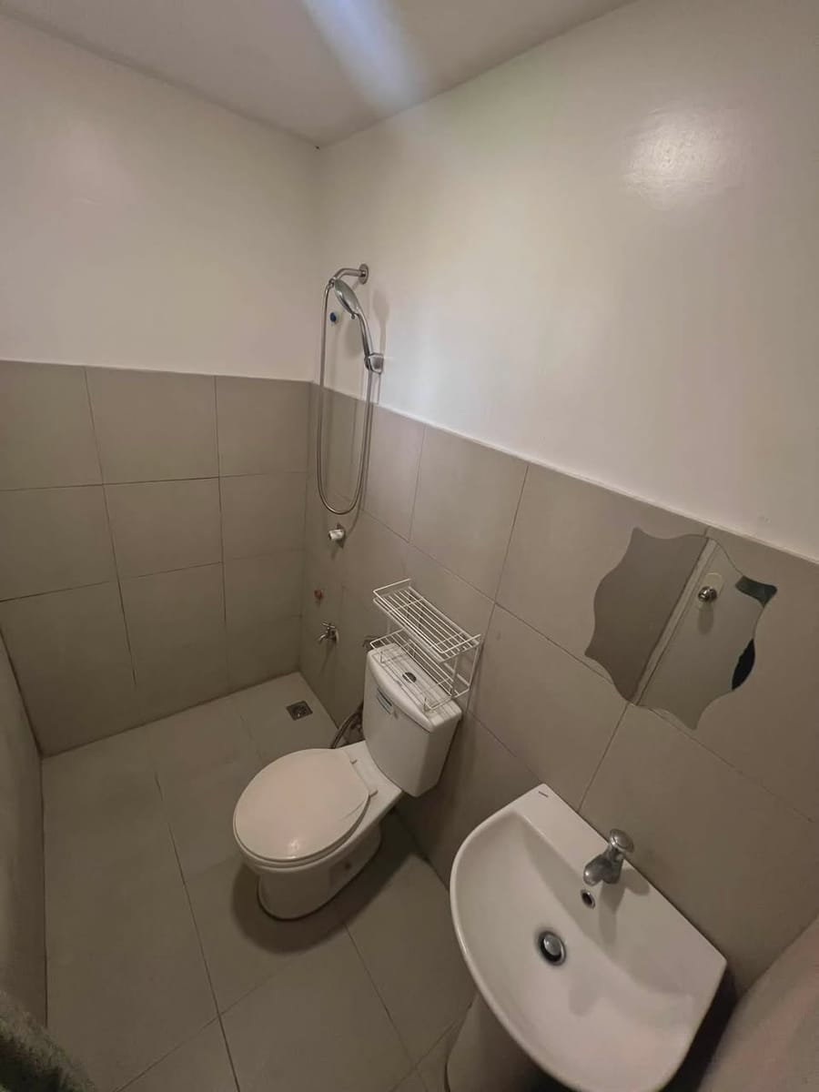 ROOM FOR RENT - photo 5