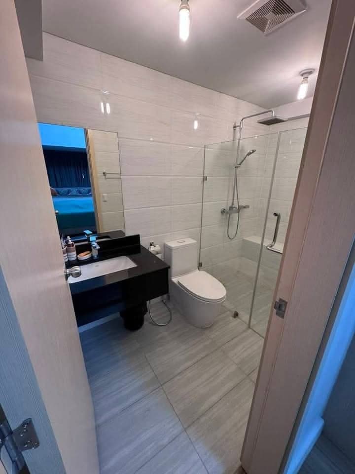 𝐅𝐎𝐑 𝐑𝐄𝐍𝐓: 1BR Condominium with parking at High Park, Quezon City - photo 2