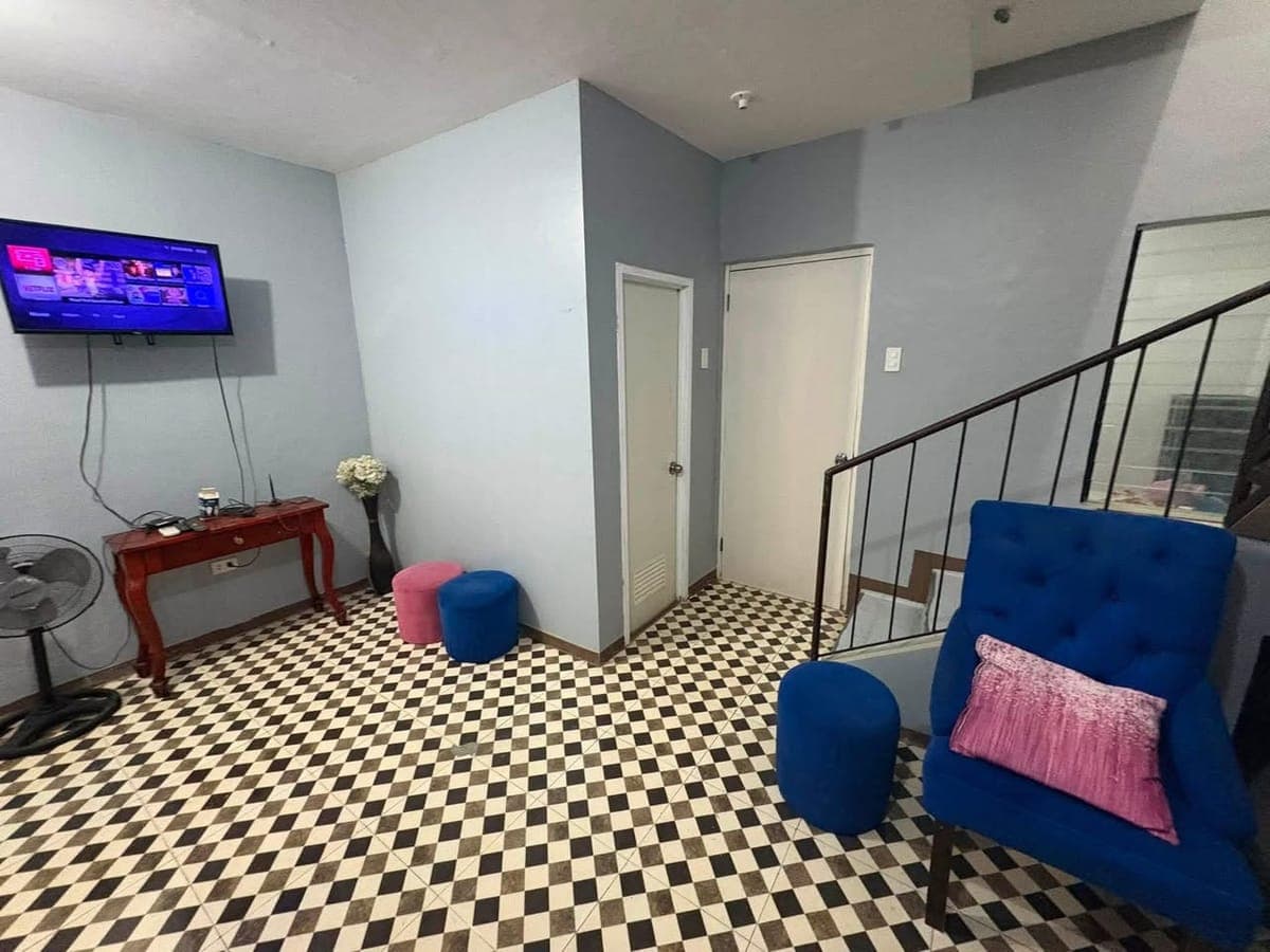 Now available for RENT for only 12k only.. @ Prestige Cabantian.. 2 br with extended kitchen.. - photo 2
