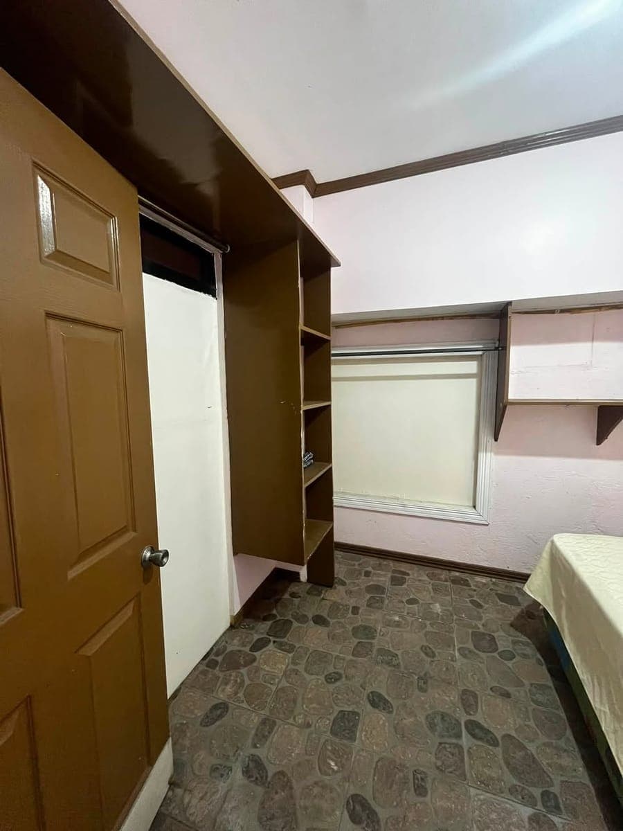 ROOM FOR RENT - photo 4