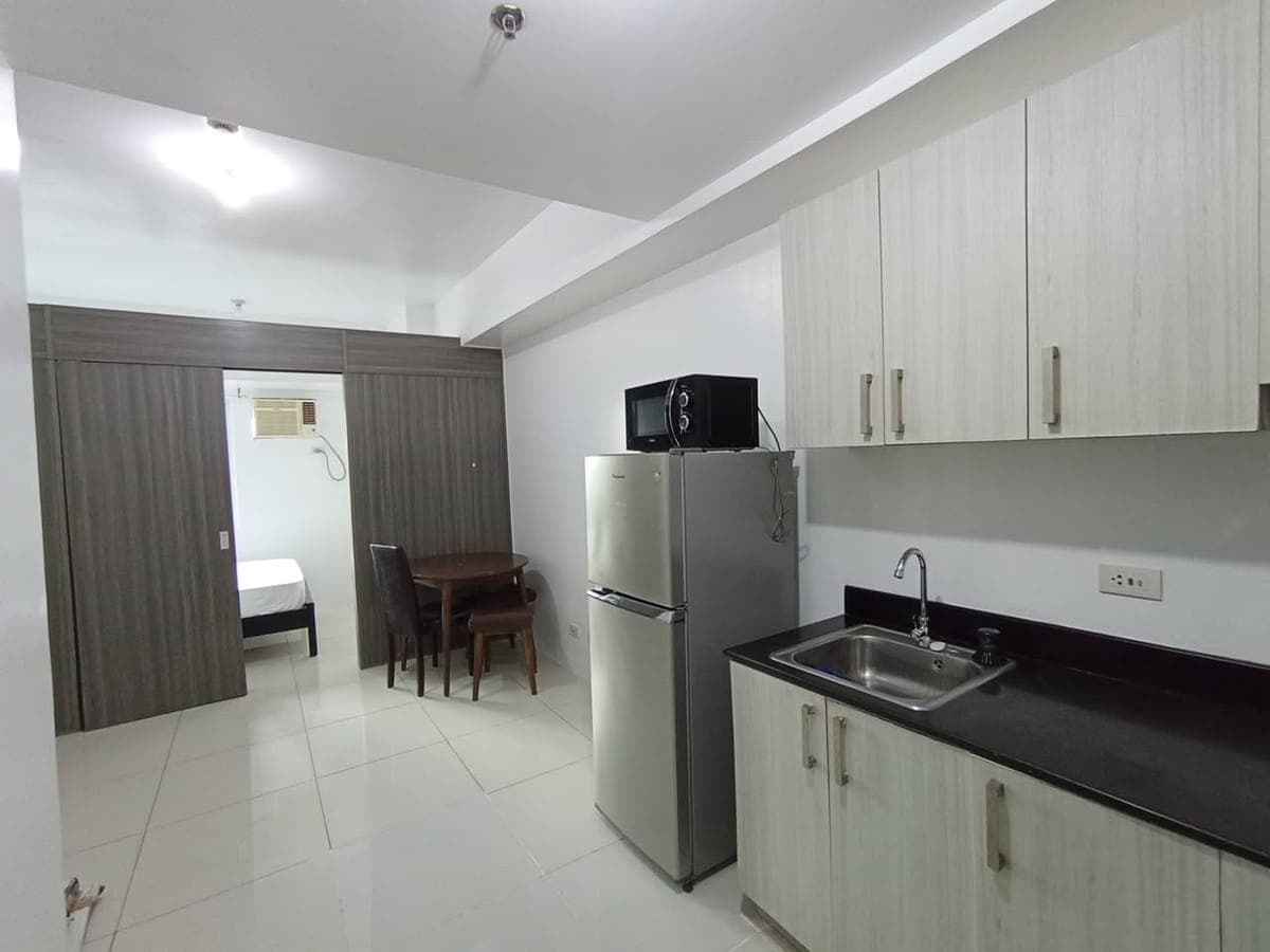 Fully Furnished 1 Bedroom Condo Unit For Rent - Unit 2030 (20th Floor) at Green Residences - photo 1