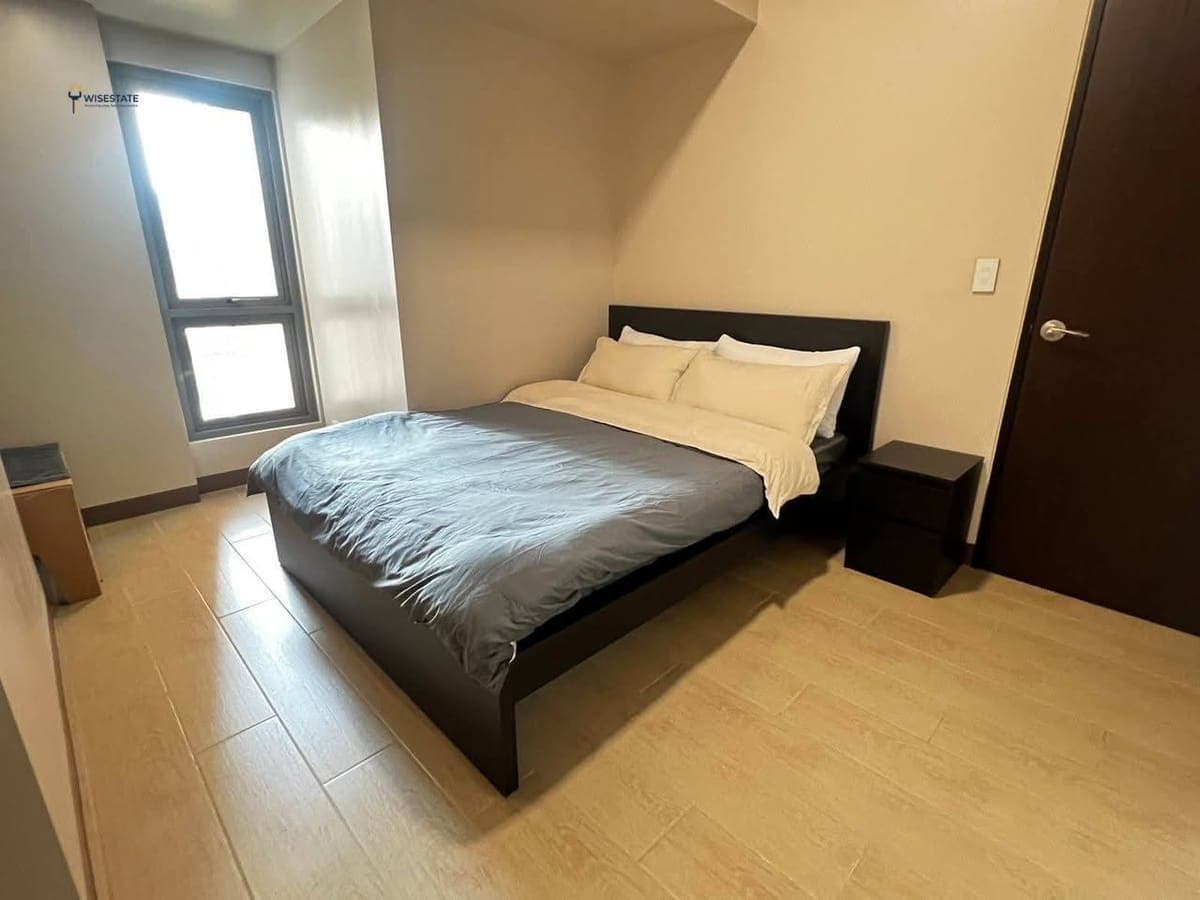 𝐅𝐎𝐑 𝐑𝐄𝐍𝐓 One Bedroom with balcony Condo in 18 Avenue De Triomphe. - photo 5