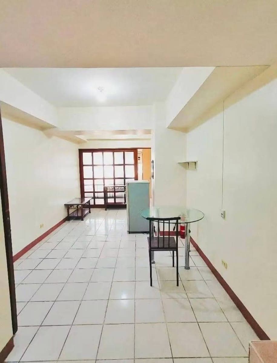 CONDO UNIT FOR RENT – READY FOR OCCUPANCY 🏢 - photo 2