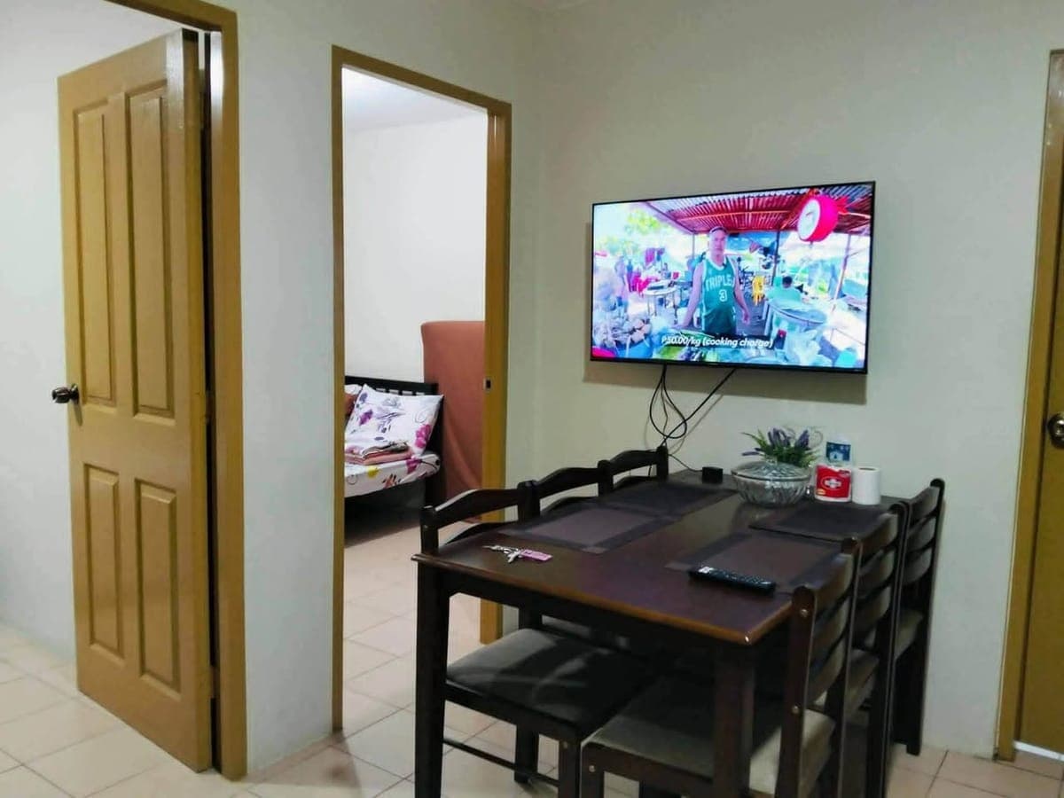 🏢2-BEDROOM CONDO FOR RENT IN POBLACION DISTRICT ❗ - photo 1