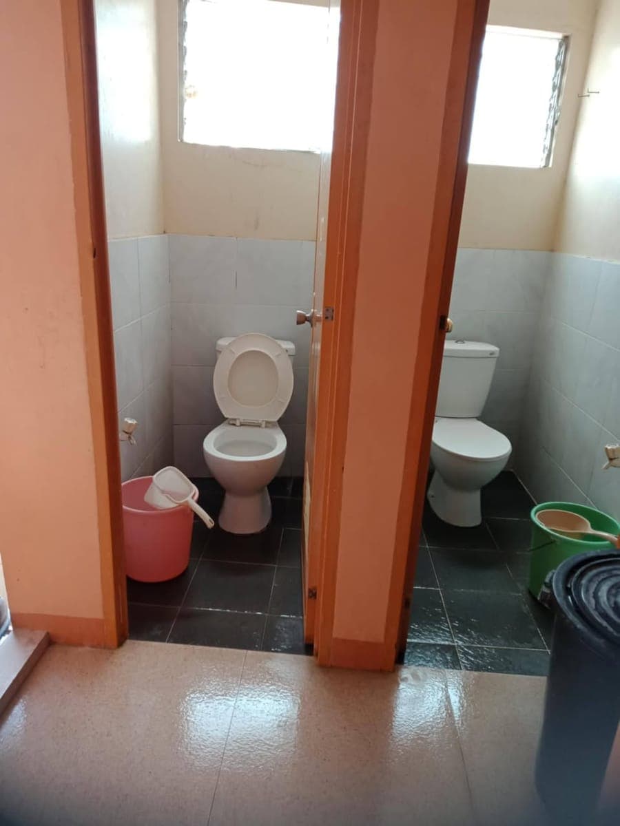 aircon room for rent vacant ni sya karung September 16 2026 gud for 1 person girl only bajada area d... - photo 5